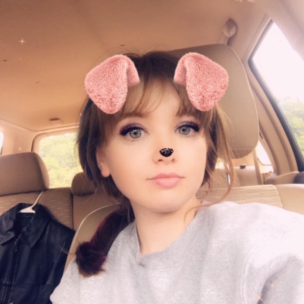 Meet your Posher, Kelly